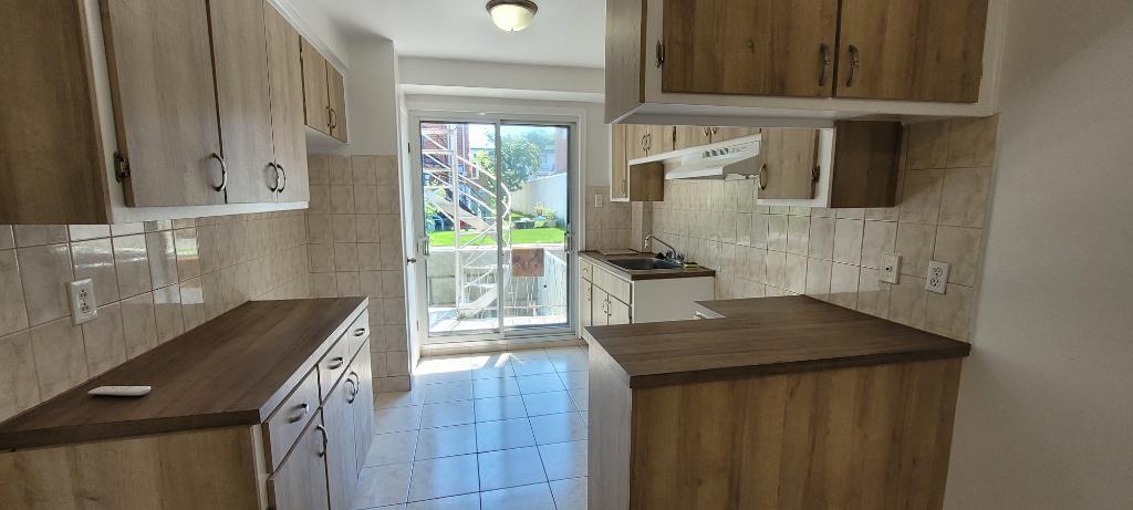 St. Léonard 4.5 avec entrée privée - AOÛT | 3308534