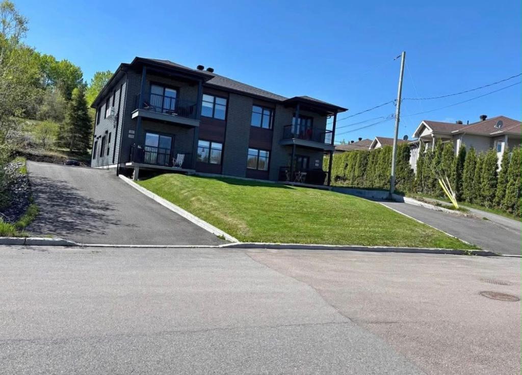 ❗️1er mois gratuit❗️Appartement à louer Chicoutimi | 3303727