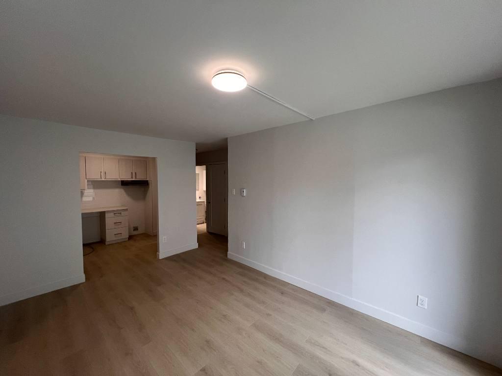 Fully Renovated 3½ Apartments Available - A louer • For Rent | 3308719