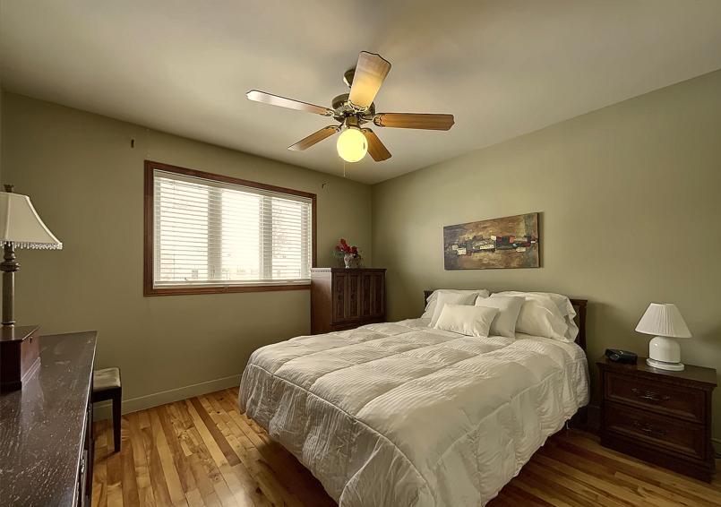MAISON À LOUER DANS UN SECTEUR DE CHOIX À VICTORIAVILLE - SOIGNEUSEMENT ENTRETENUE - PRÈS DE TOUS LES SERVICES | 3308734