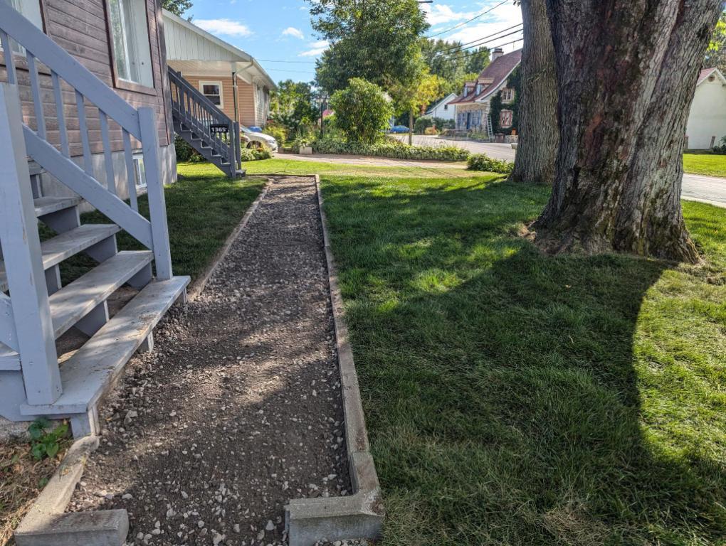 Duplex haut de gamme rénové – Idéal travailleurs ou familles – Disponible | 3303900