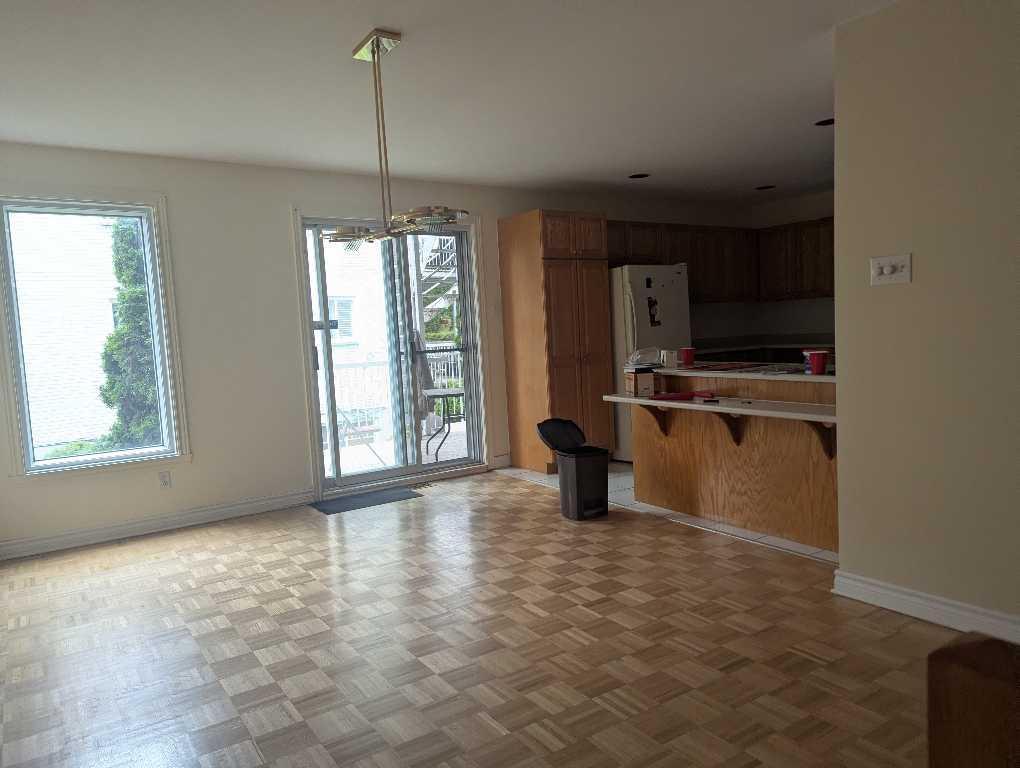 Grand Condo Lasalle 2 chambre avec garage | 3304134