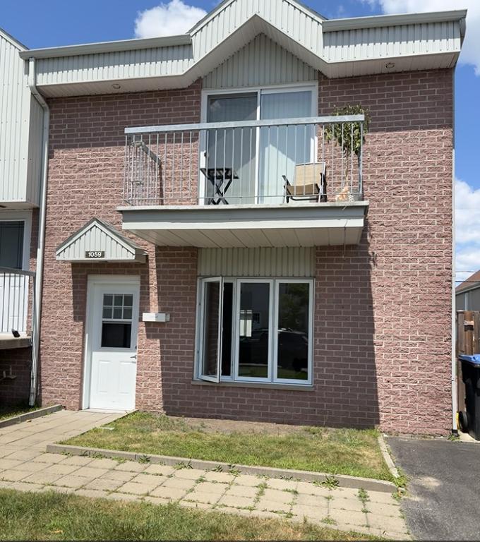Logement 4 1/2 | 3306129