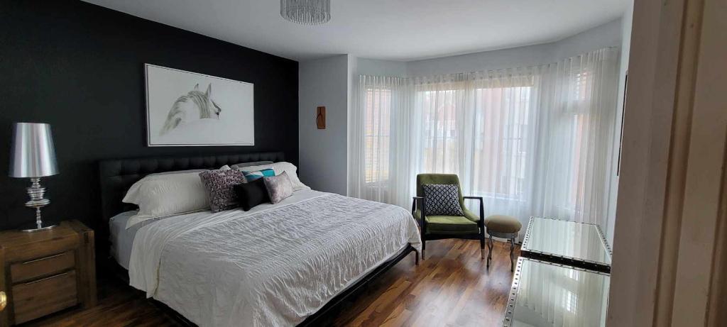 ✨ Condo 4½ à Saint-Hubert | 2 stationnements | Climatisation | Balcon | Disponible 1er septembre ✨ | 3306187