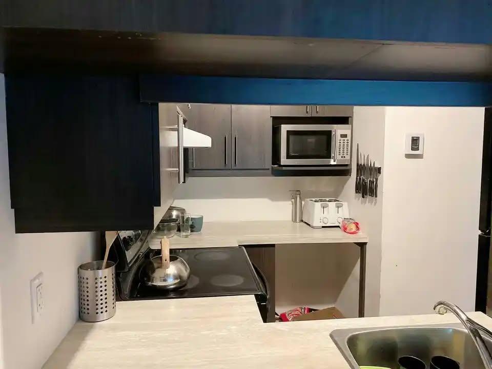 Great 2 bedroom condo. 2 floors. Amazing location. | 3307409