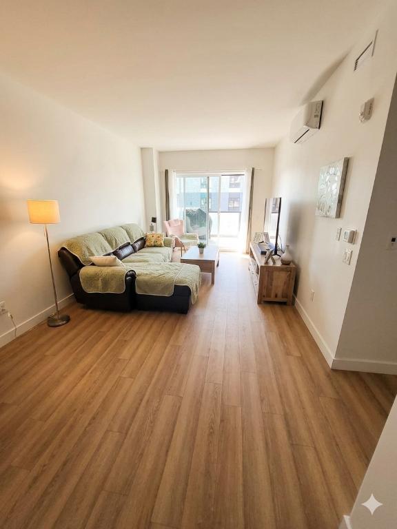 Condo Locatif 4 1/2 + ( 1417 pi2 ) à louer à Lévis | 3307689