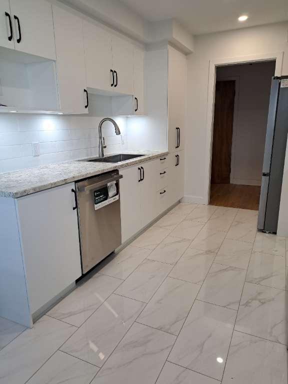 TRÈS GRAND ET LUXUEUX 4½ À LOUER À POINTE-CLAIRE | 3307692