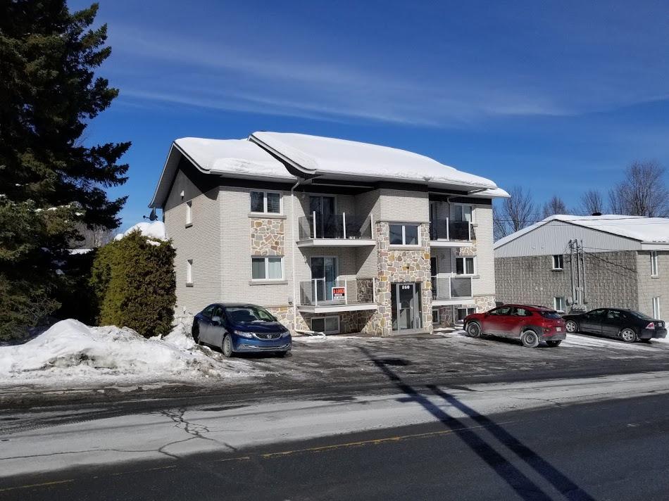 4 1/2 Logement/ Appartement 418-389-6380 | 3307801