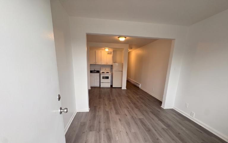 1 CH - 1 SDB - Montréal - $1,249 /mo | 3307836