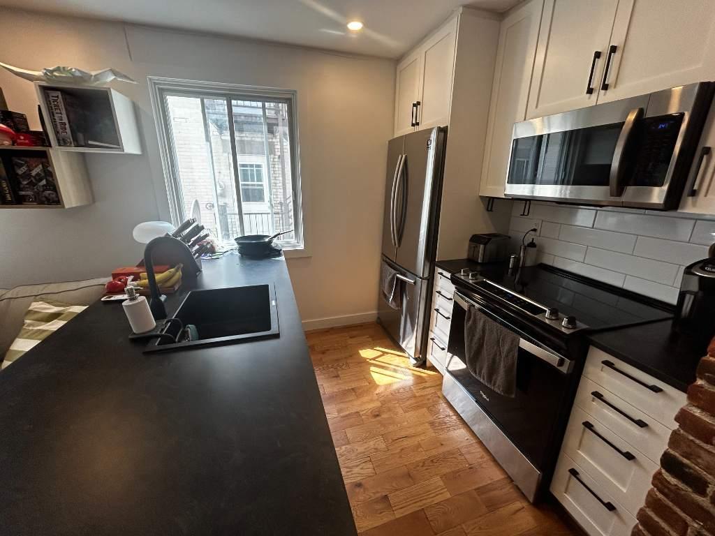 Cession de bail/Lease transfer | Villeray | 1er Aout ou Septembre (Annuel)/1st August or September (Annual) | 3307919