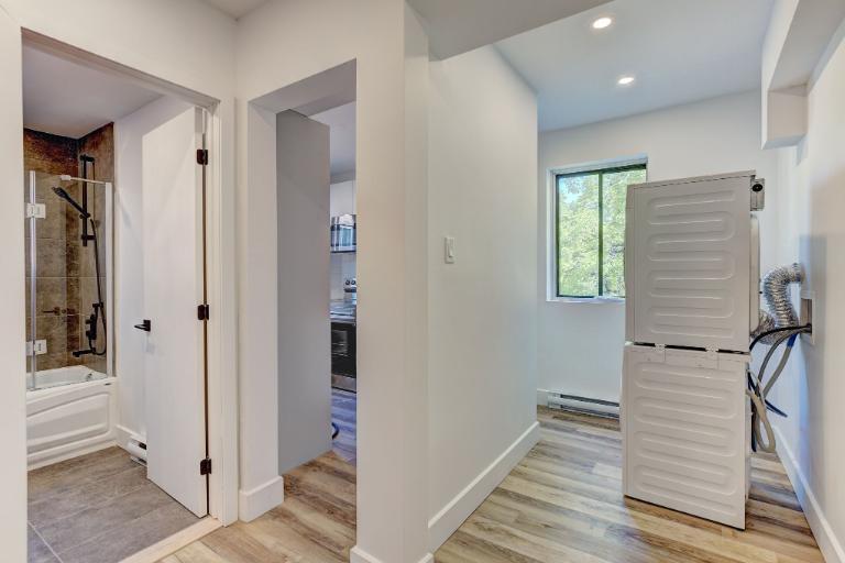 2 CH - 1 SDB - Montréal - $2,199 /mo | 3307930