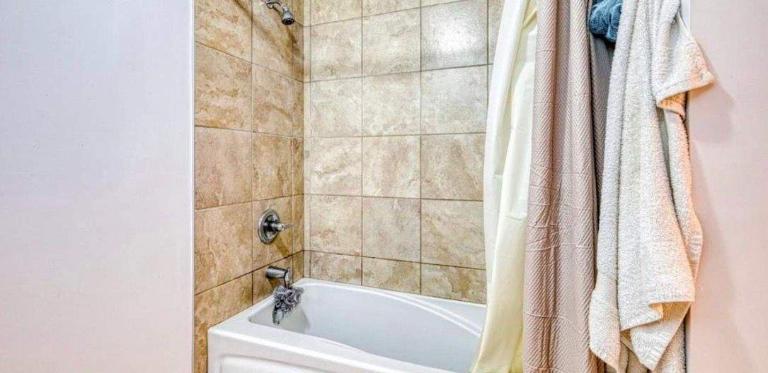 1 CH - 1 SDB - Gatineau - $1,200 /mo | 3308235