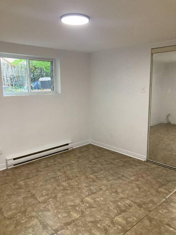 Beau 4 et demi a Brossard - lumineux demi sous sol - libre immédiatement | 3308258