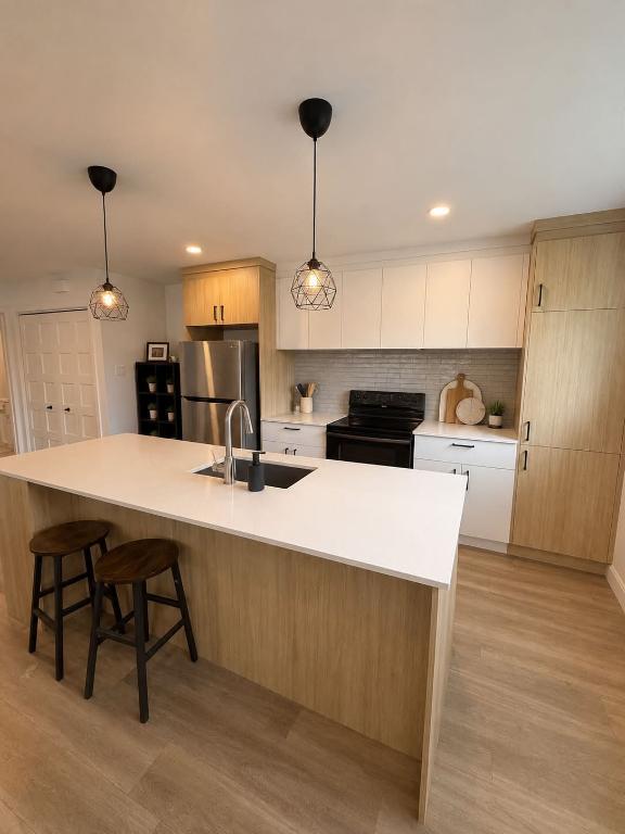 Grand 3 ½ au rez-de-jardin libre pour septembre 2026. | 3308259