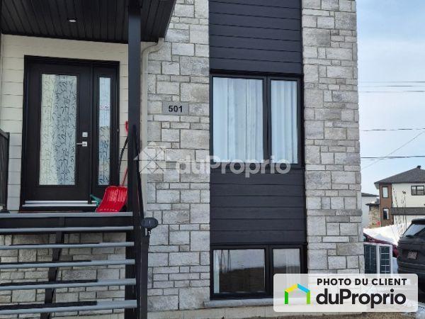 Cessation de bail. Grand condo 4 1/2( 2025 )au Rez -de -chaussée | 3308260