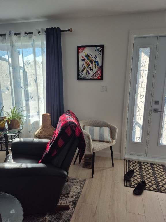 Cessation de bail. Grand condo 4 1/2( 2025 )au Rez -de -chaussée | 3308260