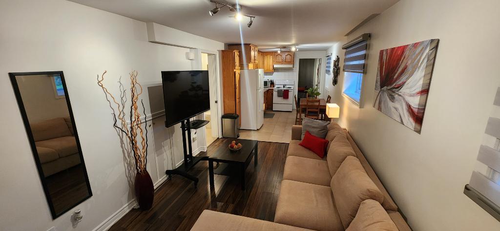 ROSEMONT - MAINTENANT – TOUT CECI MEUBLÉ- Neuf 3 1/2 – BACHELOR | 3308266
