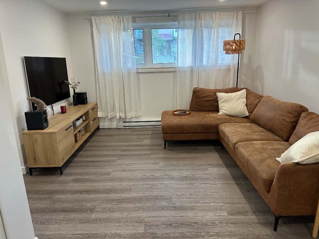 [4½] rénové, éléctros inclus, animaux acceptés- ROSEMONT | 3308297