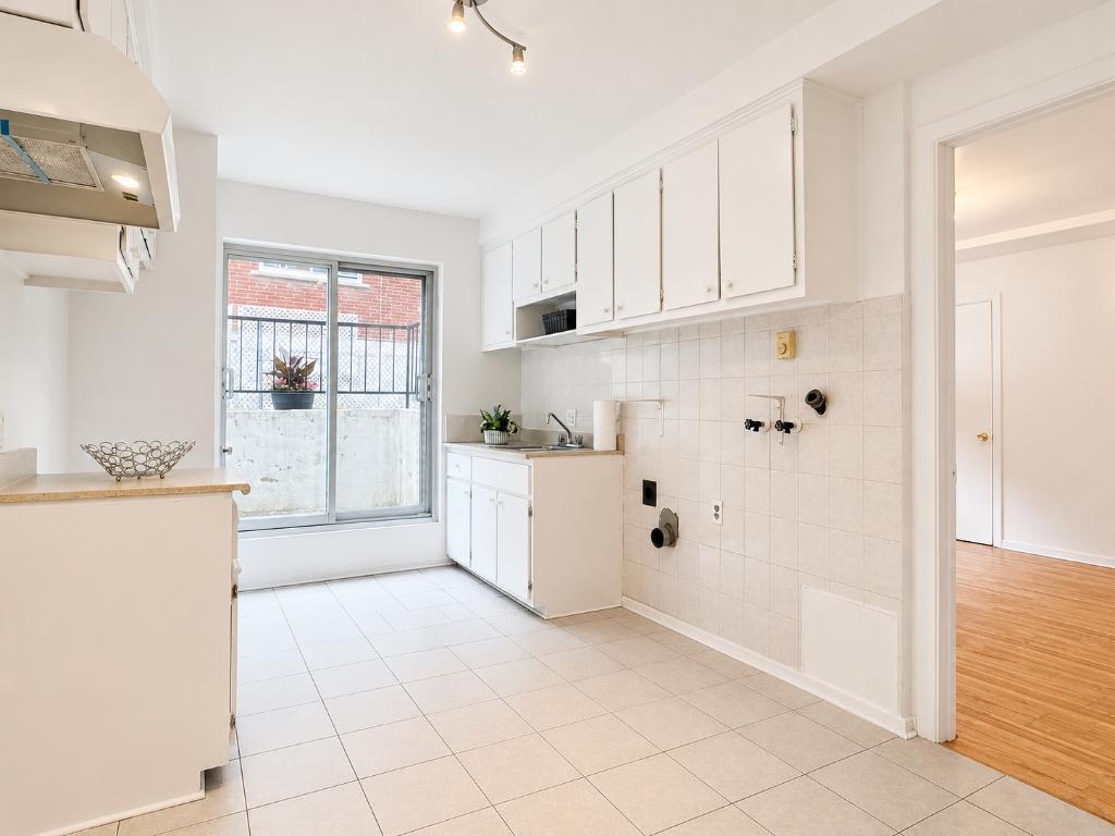 3 1/2 Demi sous sol St Leonard - | 3308464