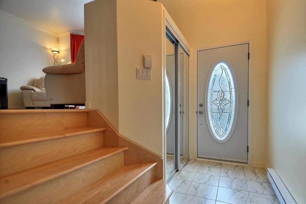 4 chambres Garage Thermopompe Cour clôturée Disponible immédiatement | 3308542