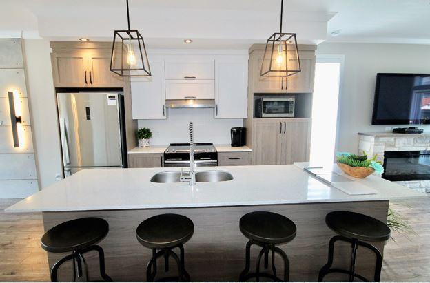 MAGNIFIQUE CONDO DE LUXE 5½ SUR 2 ÉTAGES À LOUER – CONSTRUCTION RÉCENTE (2021) – AUCUN VOISIN À L'ARRIÈRE | 3308673