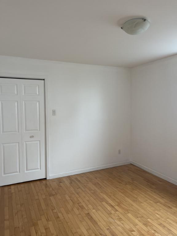 Logement 5 1/2, rénové au 1ier étage d'un triplex a Granby | 3308932