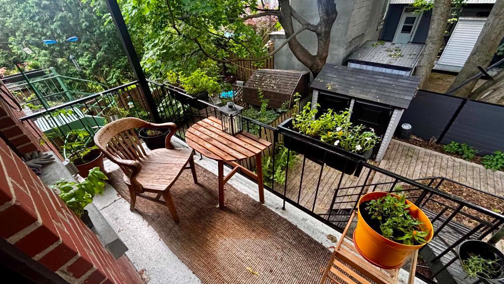 GRAND 2 1/2 MEUBLÉ - PLATEAU MONT- ROYAL | 3308942