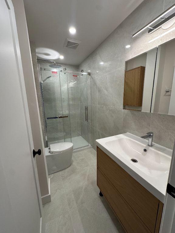 4 1/ 2 rénové, disponible dès maintenant, à 2 minutes à pieds du métro joliette, Laveuse/ sécheuse incluse | 3308948