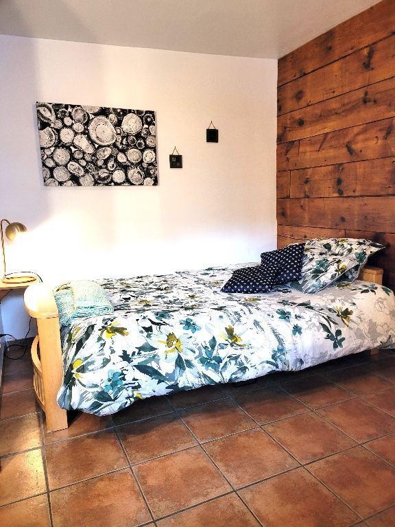 SUPERBE RDC 2PLEX TOUT MEUBLÉ/INCLUS + COUR-PLATEAU-M°SHERBROOKE | 3308952