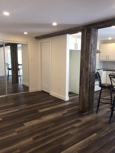 Appartement rénové d'une chambre en demi-sous-sol (3 1/2) à louer (à partir du 1er août ou 1er septembre). | 3309170