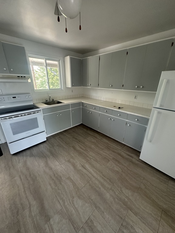 41/2 Très Joli | 3309646