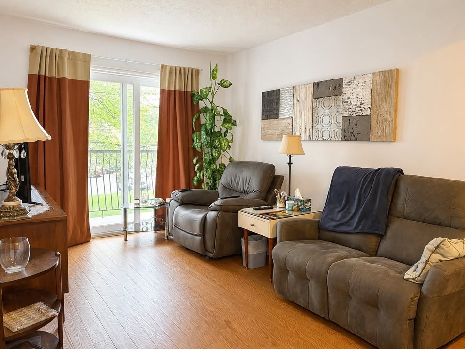 3 ½ À LOUER – CHAUFFAGE ET EAU CHAUDE | 3309804