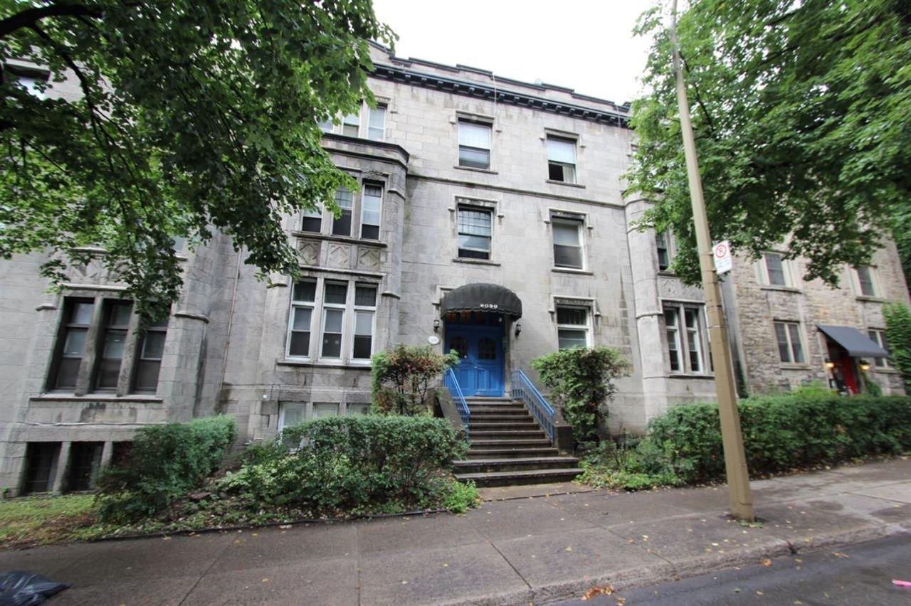Six-Bed, Two-Bath (9.5) - 2030 Rue Du Fort, Montréal | 3309964