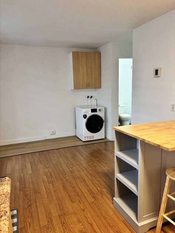 2 1/2 Semi Meublé Rénové | 3310143