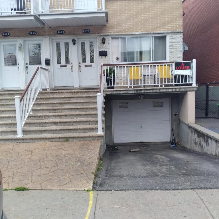 AHUNTSIC: Grand Studio – Tout Inclus! | 3310145