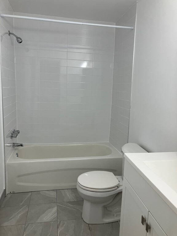 31/2 RDC À COTÉ DU MÉTRO ST-HENRI | 3310260