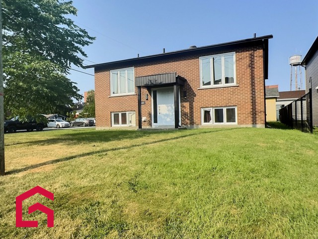 Appartement Salaberry-de-Valleyfield À Louer | 3310296