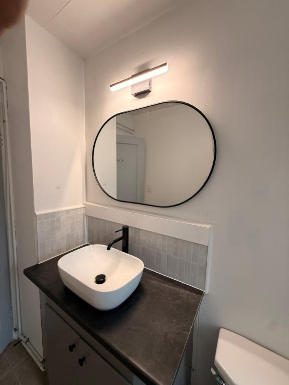 Logement 4 1/2 | 3310339