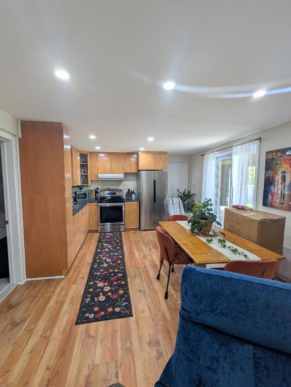 31/2 Prevost Rez de jardin bord de l'eau | 3310342
