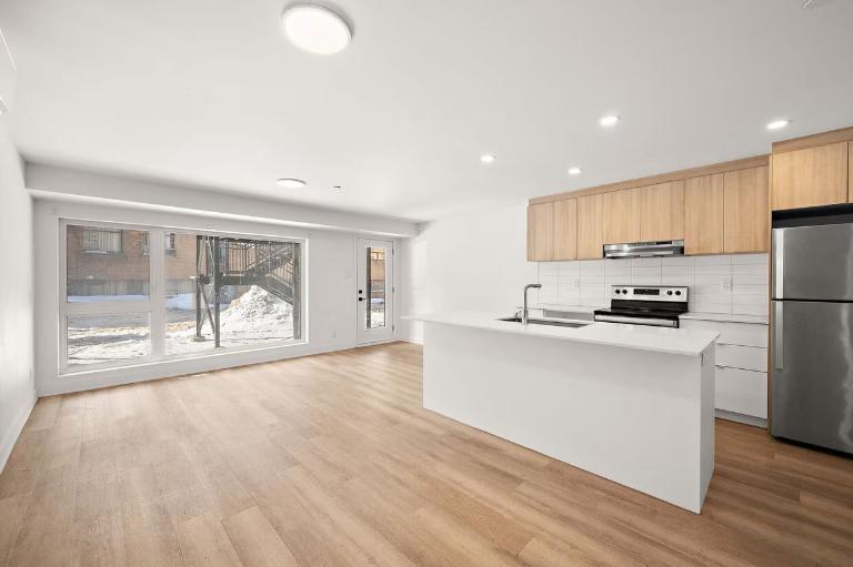 2 CH - 1 SDB - Montreal - $1,950 /mo | 3311048