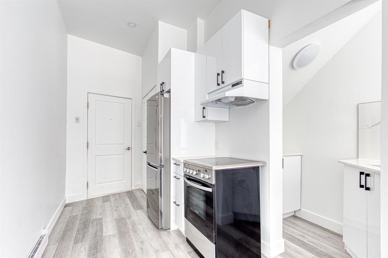 Studio 1 Bath - 2002 Rue Saint-André, Ville-Marie | 3311150