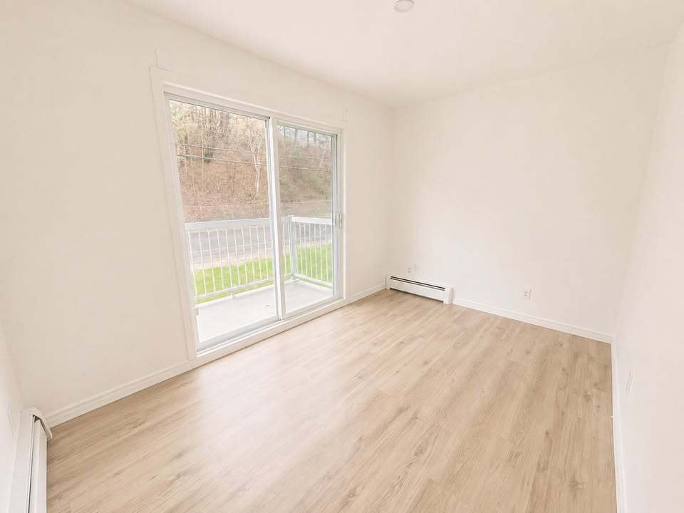 5 1/2 Chauffé-éclairé Sur Ste-Marguerite | 3311237