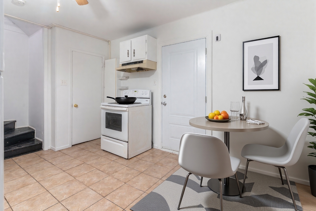 Grand 1 Chambre 2 étages à Louer à Hull | 3311240
