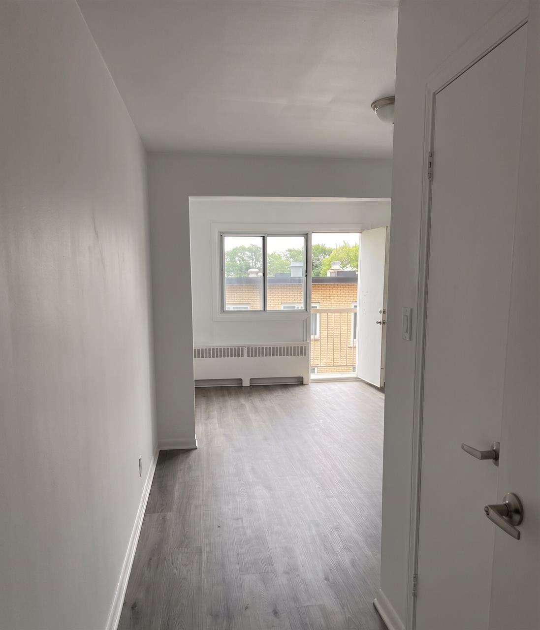 1 CH - 1 SDB - Montréal - $1,249 /mo | 3311300