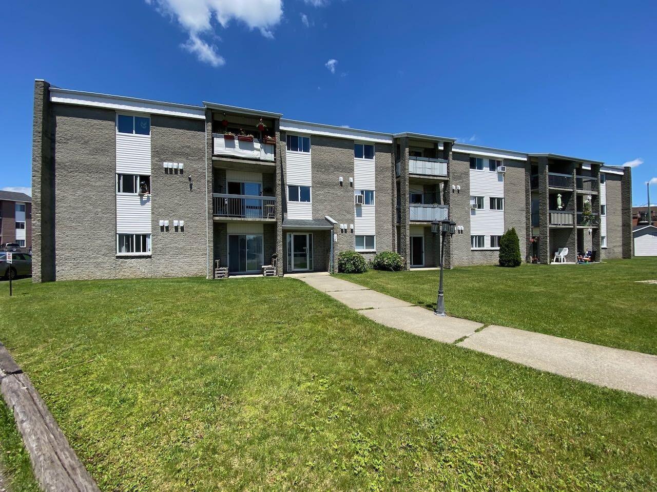 Two-Bedroom (4.5) - 759 Rue Bussière, Granby | 3311339
