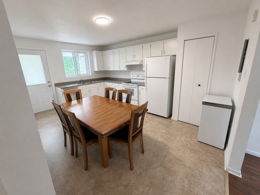 5 1/2 Disponible MAINTENANT | 3311346