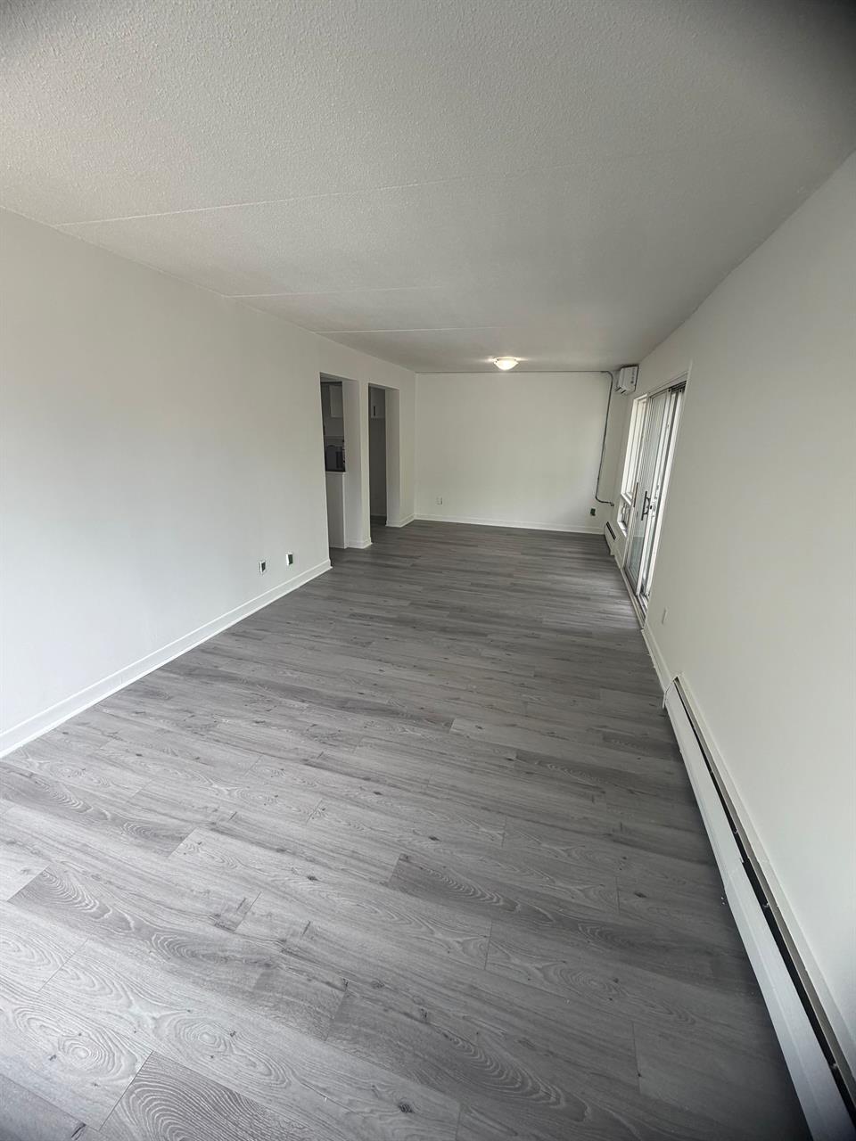 2 CH - 1 SDB - Québec - $1,249 /mo | 3311371