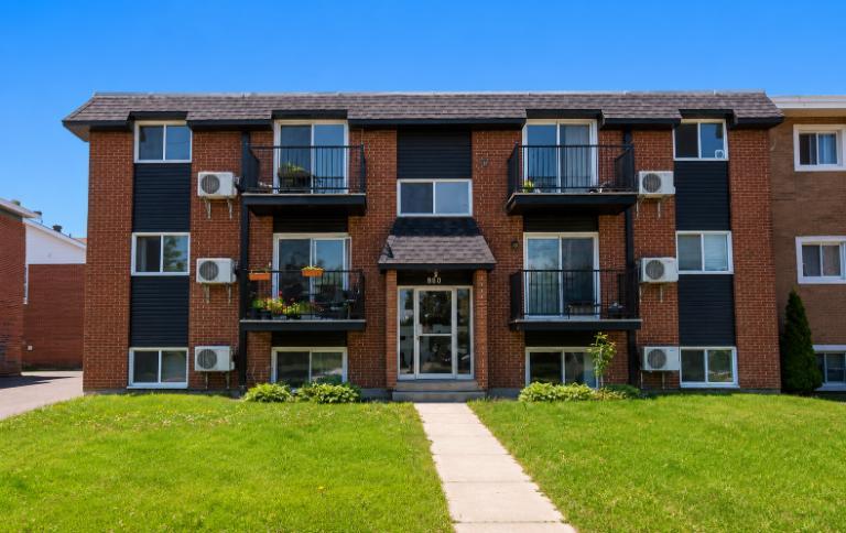 2 CH - 1 SDB - Sainte-Julie - $1,700 /mo | 3311497