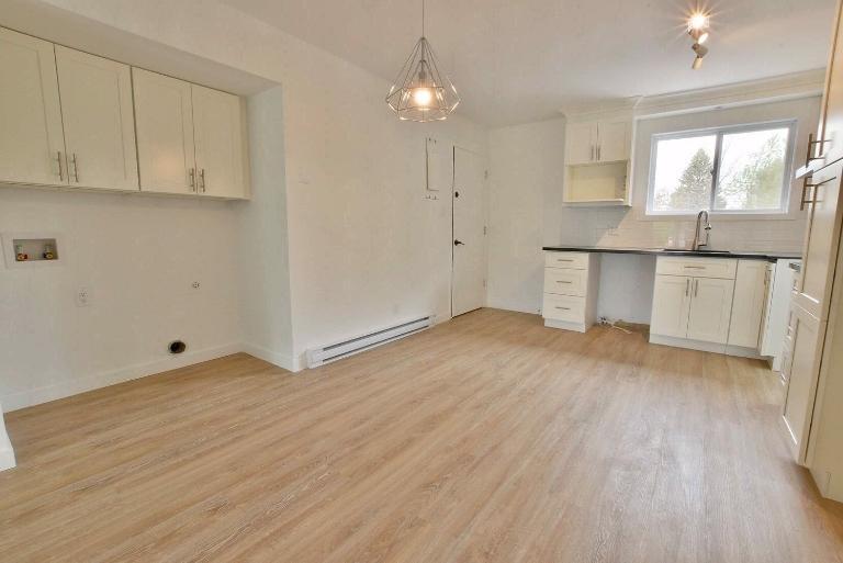 2 CH - 1 SDB - Sainte-Julie - $1,700 /mo | 3311497