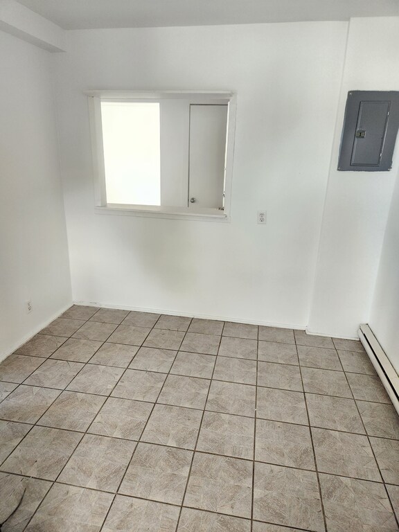 Grand 4 ½ Rénové – Lumineux, Spacieux | 3312469